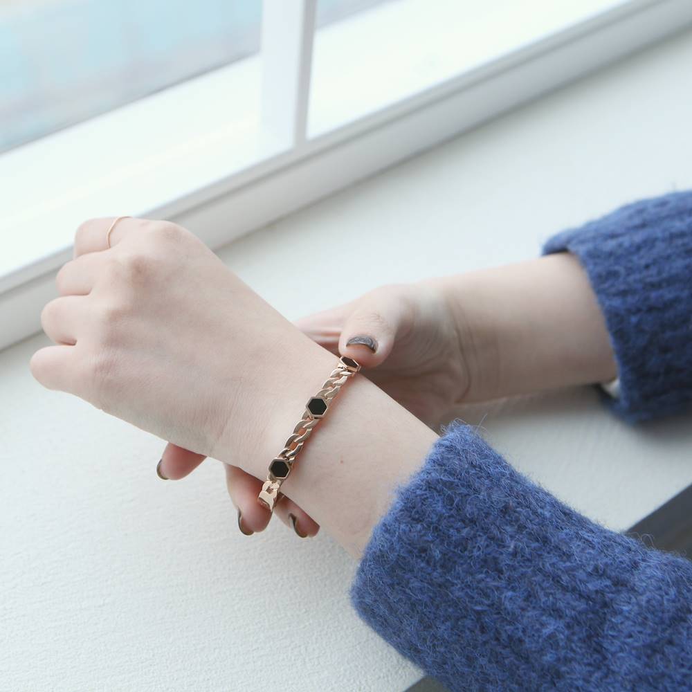 Bracelet - Hexagon Black Point Rose Gold  No. 2